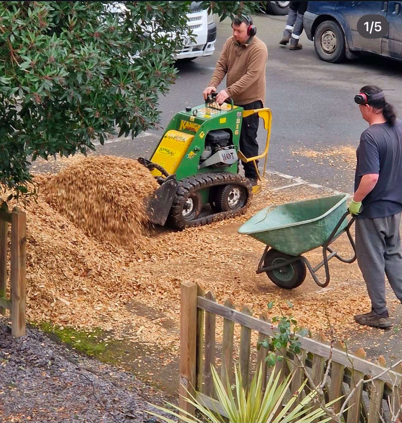 Mulch spreading